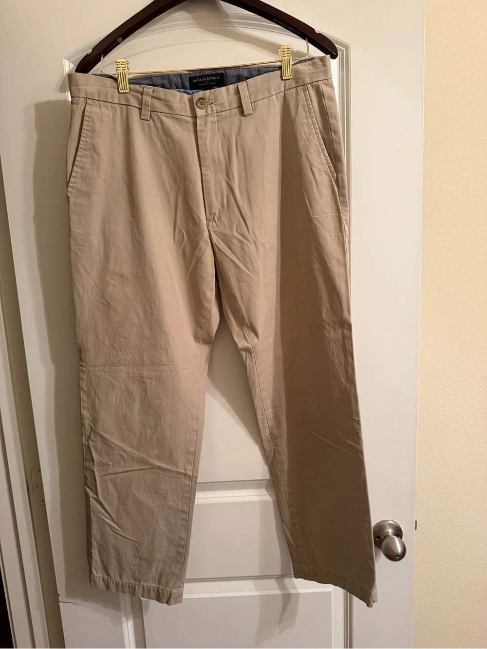 Banana Republic Men's Khaki/Tan Straight-Leg Chinos